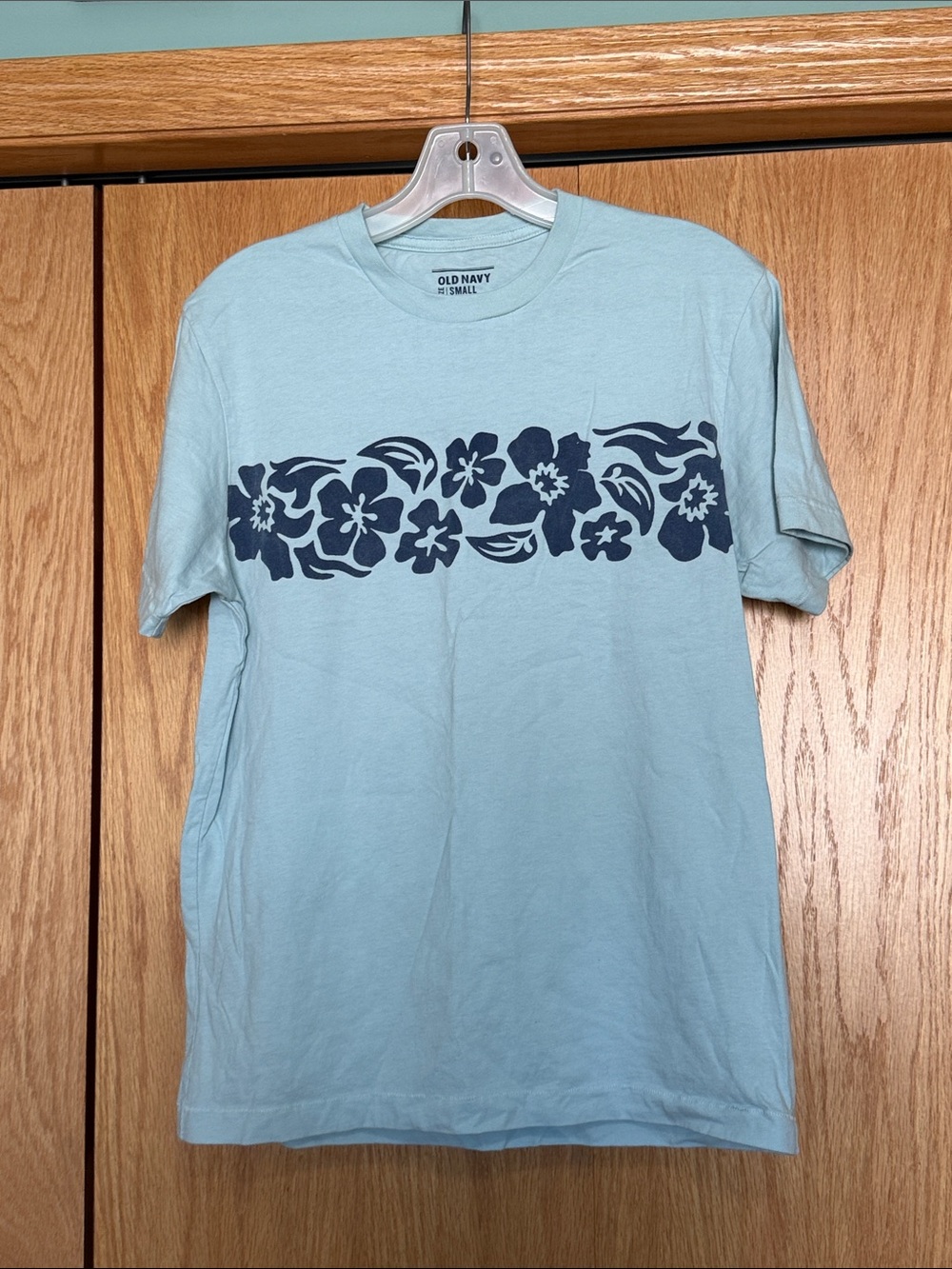 Vintage Old Navy Light Blue Short-Sleeve Tee with Navy Floral Band
